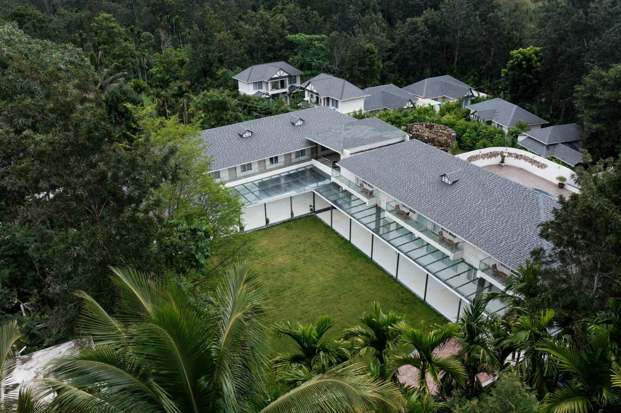 Inventree Aranya Resort & Spa Madikeri Luaran gambar