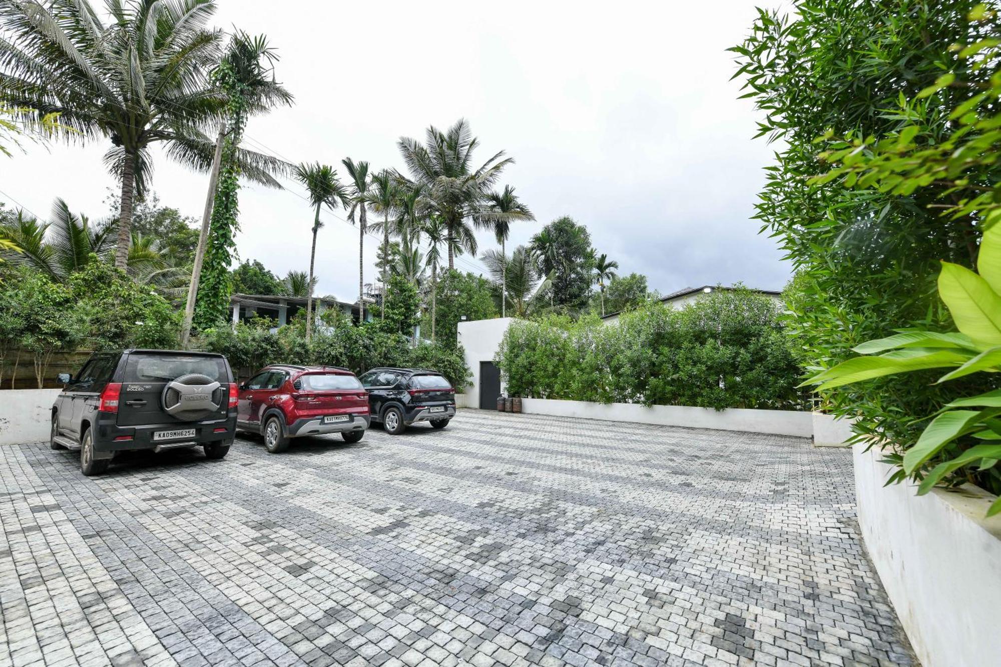 Inventree Aranya Resort & Spa Madikeri Luaran gambar