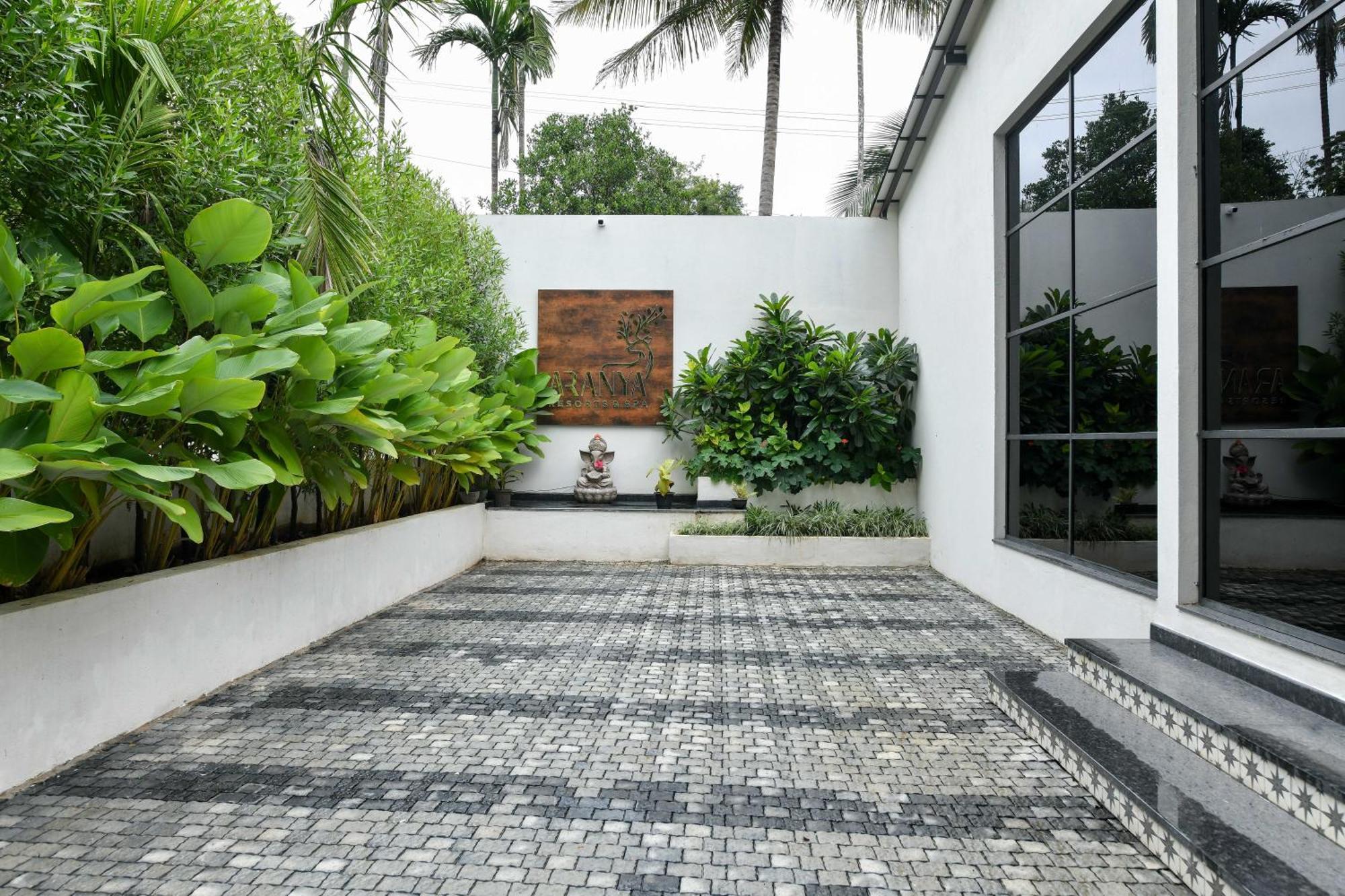 Inventree Aranya Resort & Spa Madikeri Luaran gambar